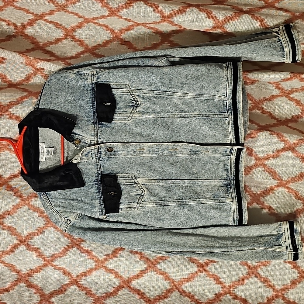Jeanology Denim Jacket With Velour Trim